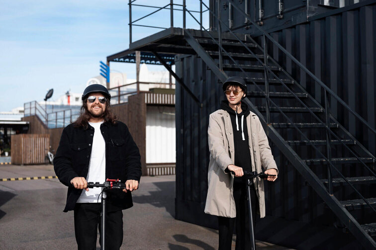 fast do electric scooters